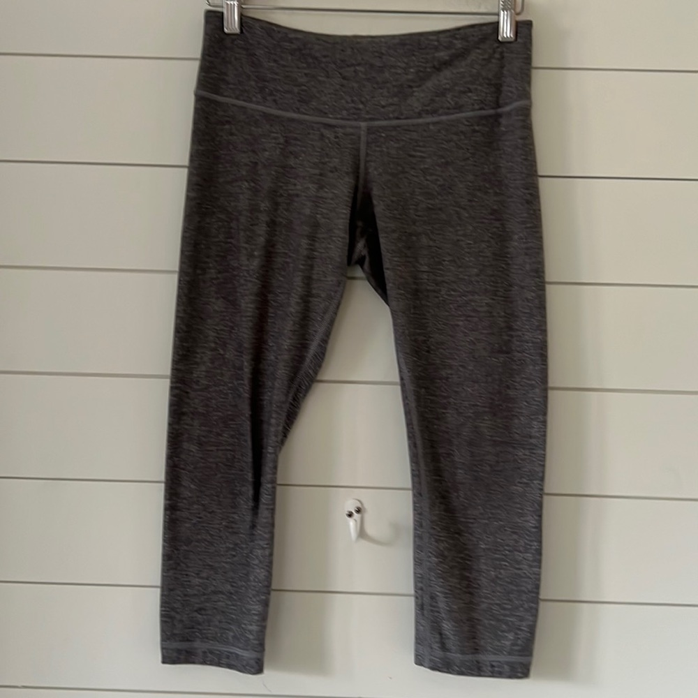 lululemon athletica Gray Capris